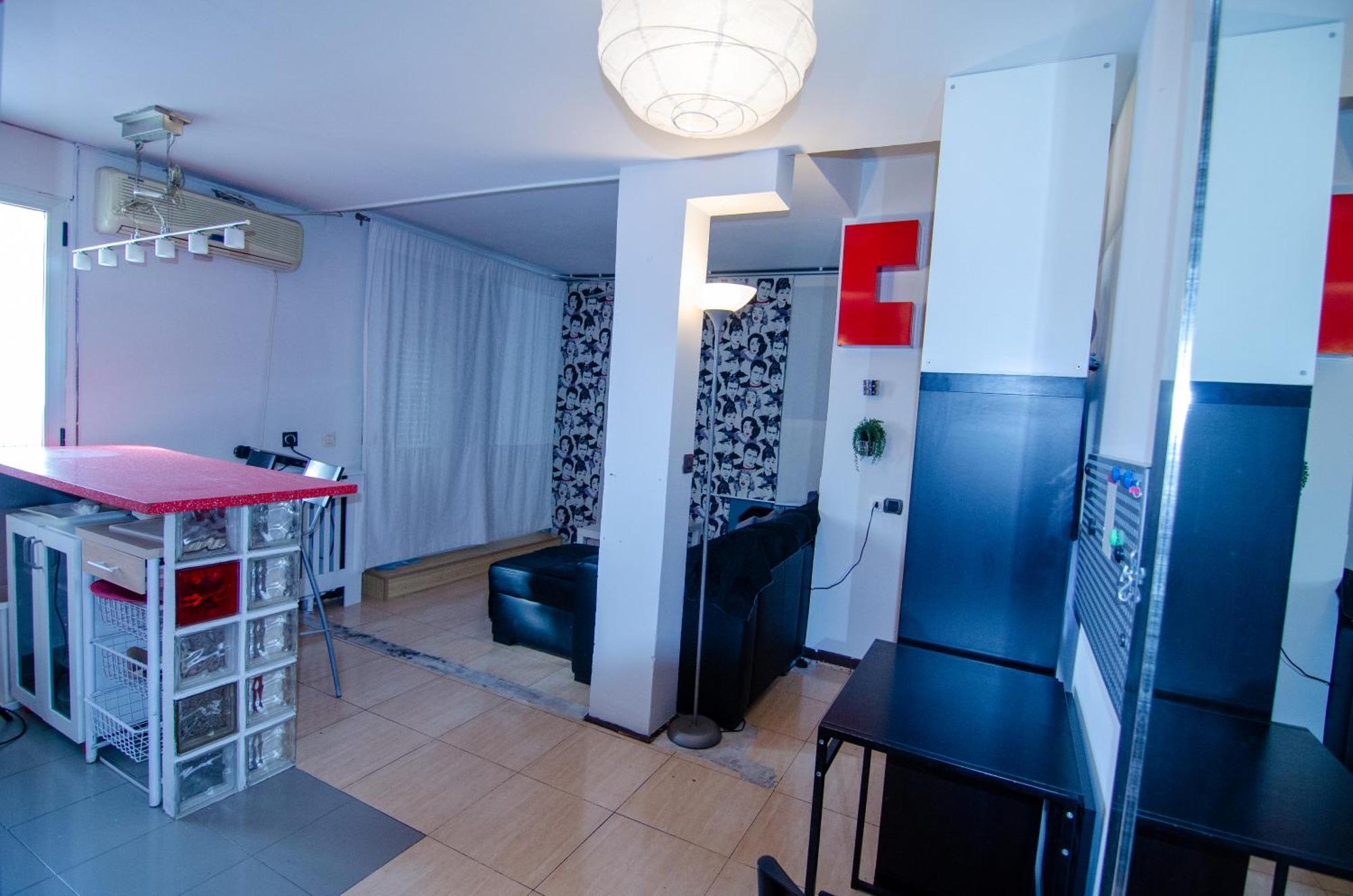 Apartamento For Temporal Y Bonito Atico Con Terraza Val37 Madrid